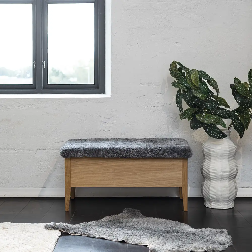 Klinte penkki 90 cm tammi aitoa lampaannahkaa