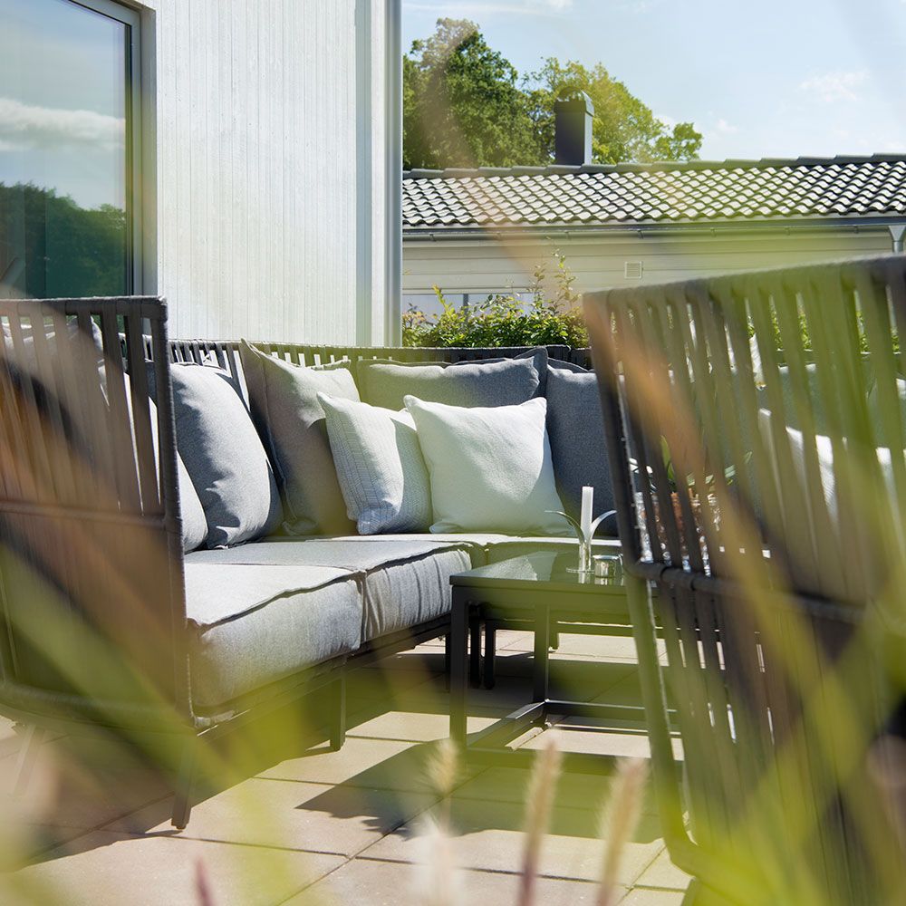 Jet Set kulmasohva tyynyillä 