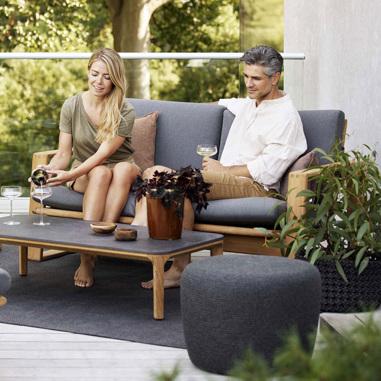 Endless 2 istuttava sohva, sis. tyynyt 