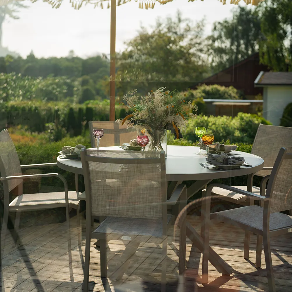 Hånger Pöytä Ø140 cm Sand