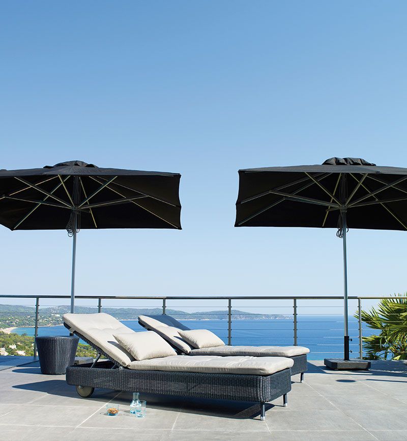 Presley aurinkotuoli musta