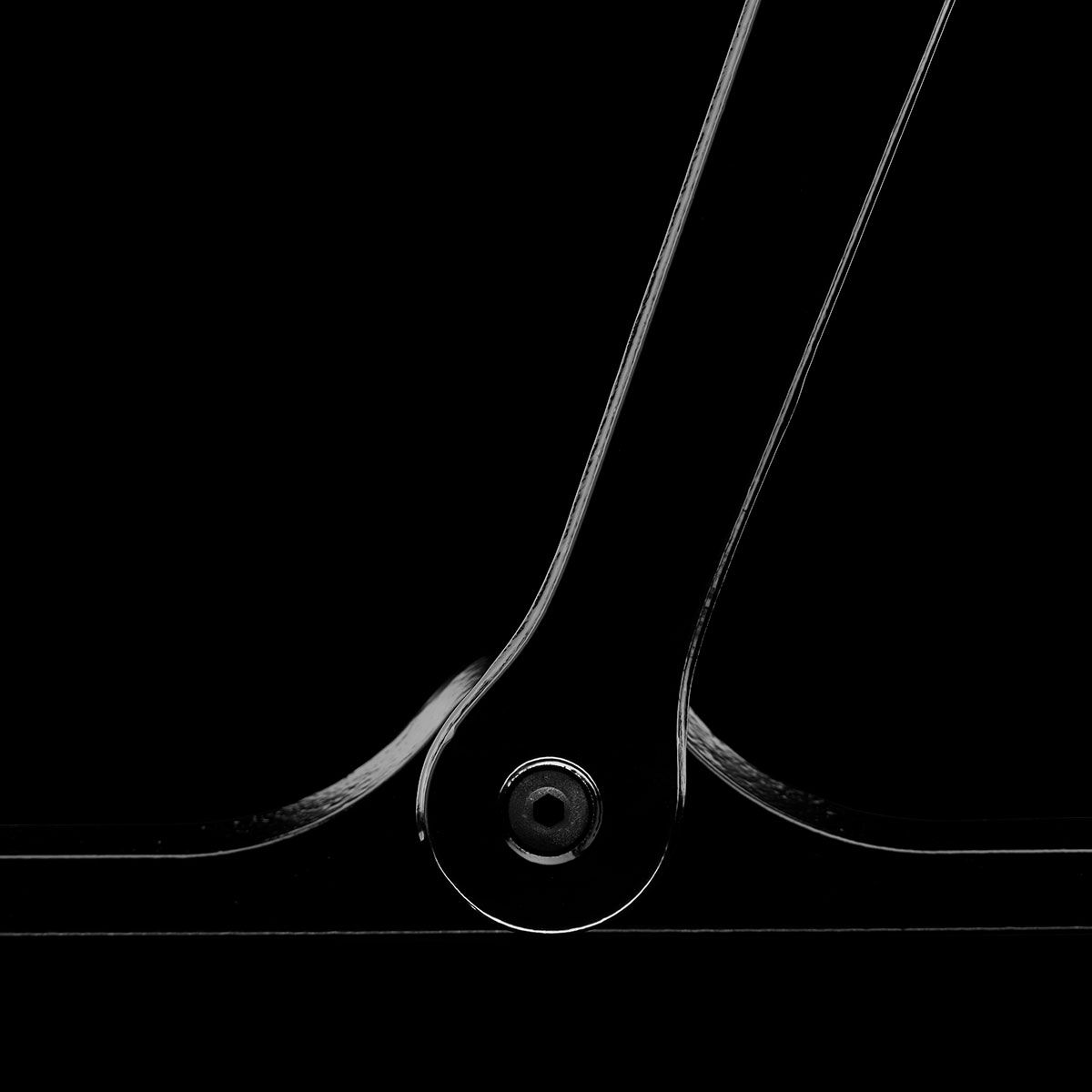 Waterloo musta alumiini