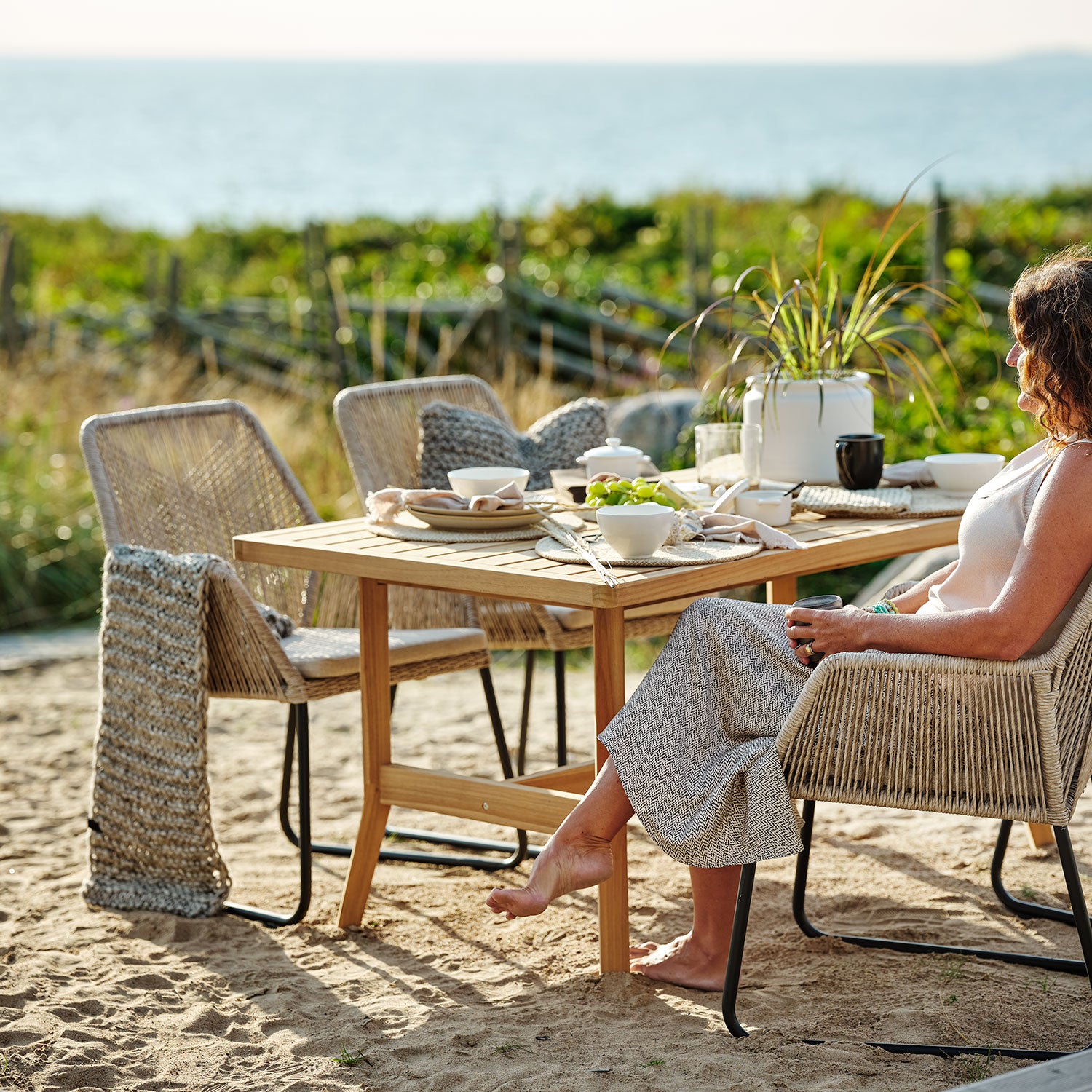 Kornell ruokapöytä 90 x 150 cm luonnonvärinen tiikki Brafab