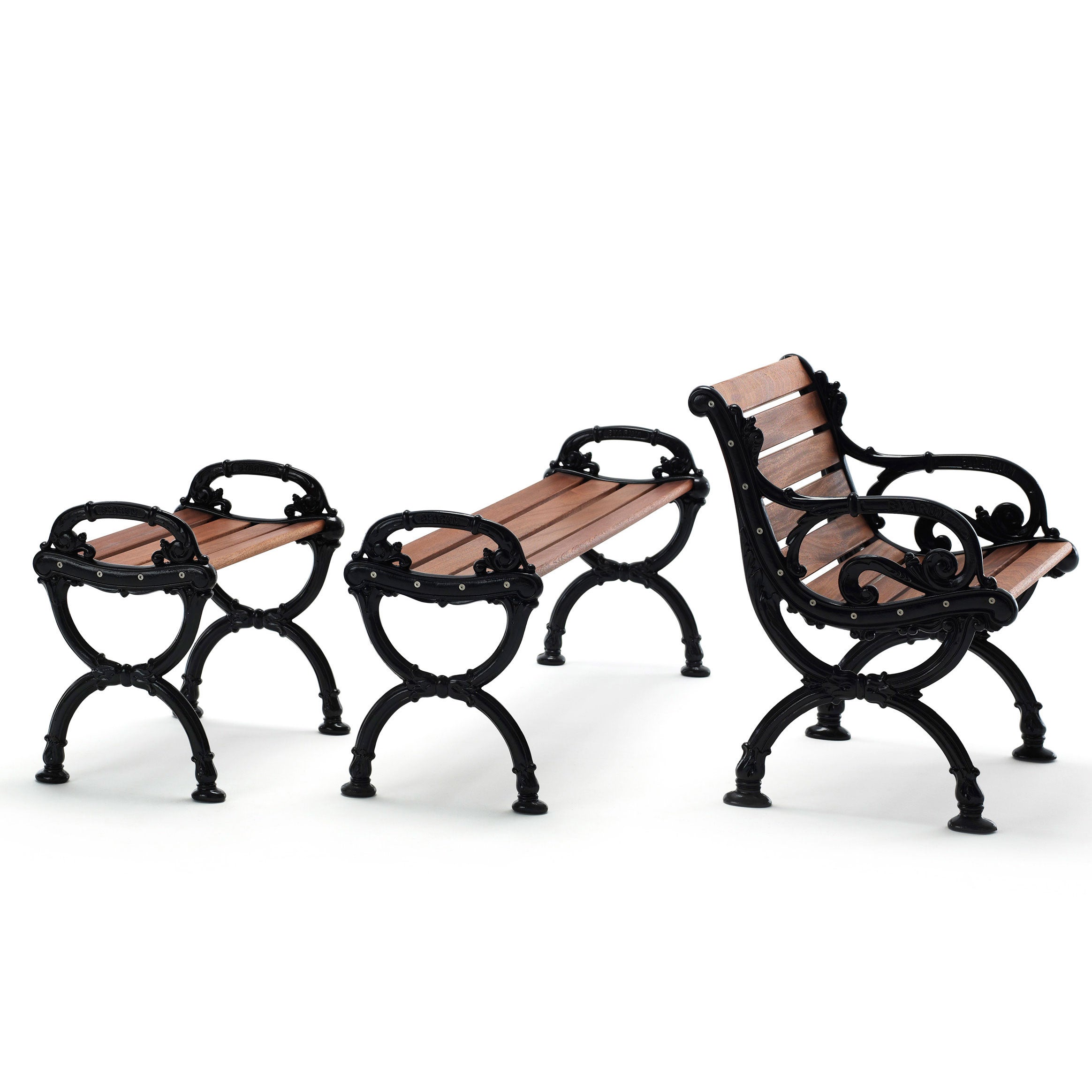 Byarum jakkara päätypaneelit: luonnonväri / trä:brunlaserad mänty