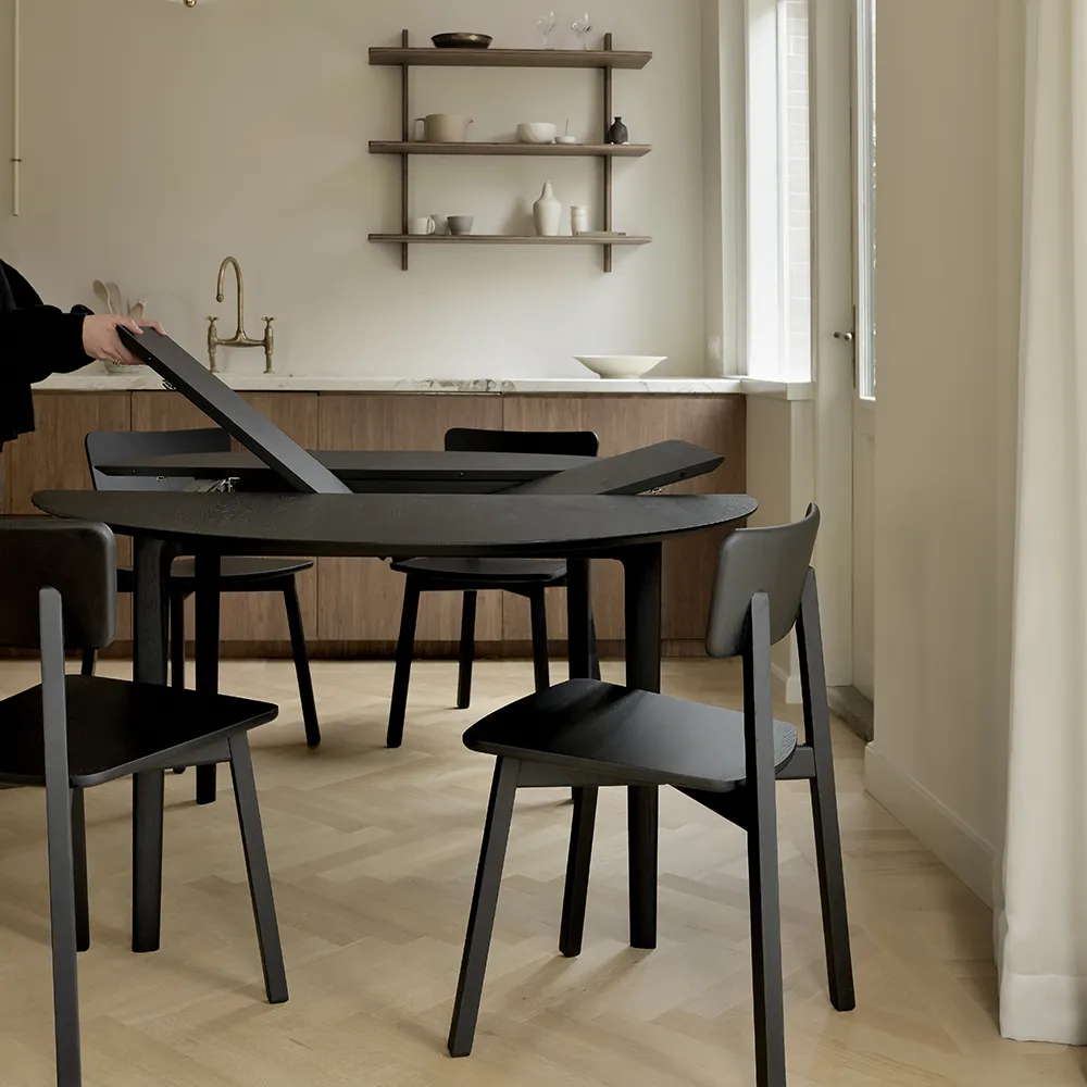 Bok Ruokapöytä Ø129-179 Musta lakattu tammi