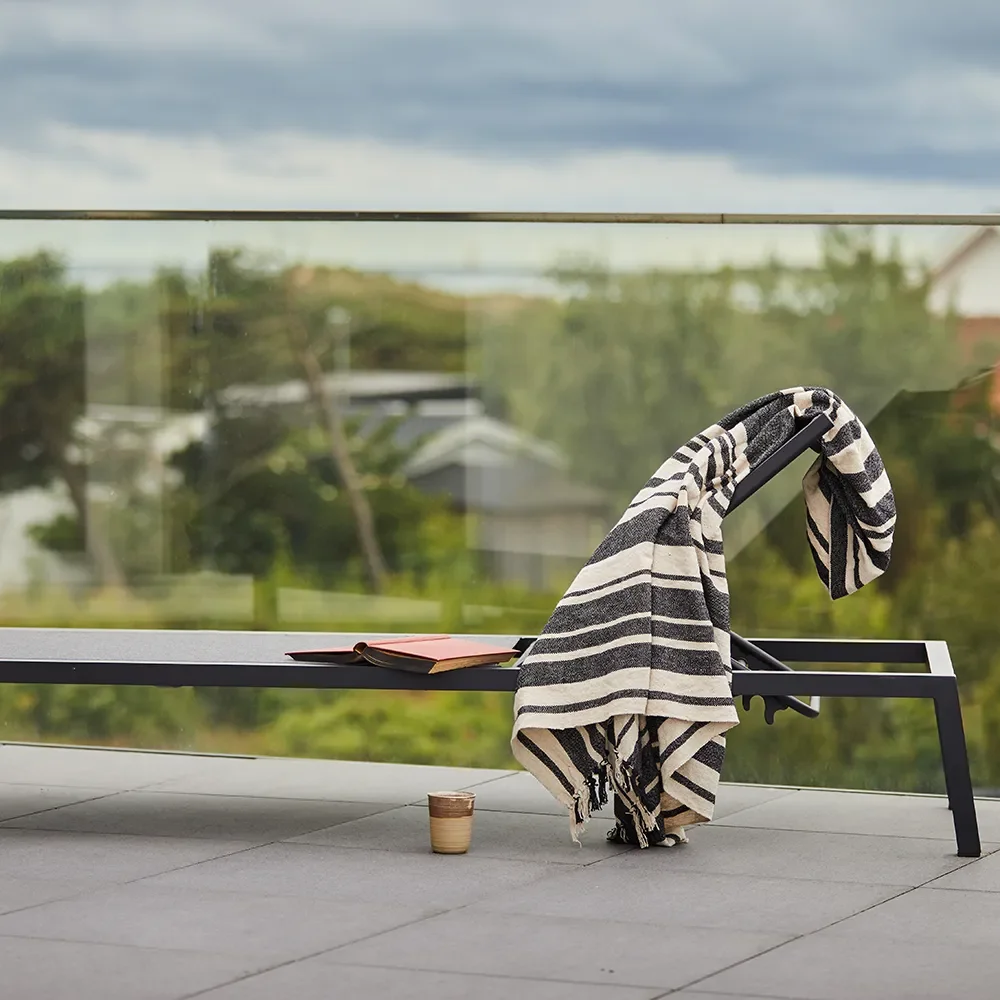 Hånger Aurinkotuoli Musta