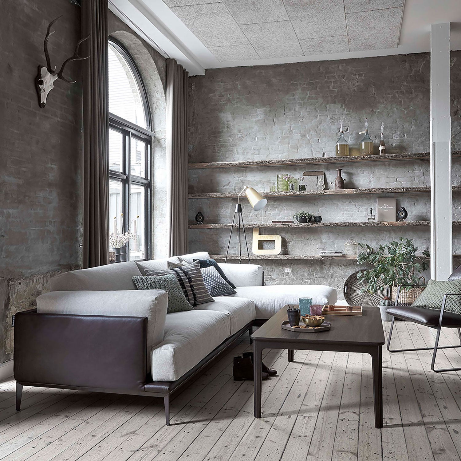 Sm205 sohvapöytä pähkinäpuu luonnonöljy 135X77X47Cm