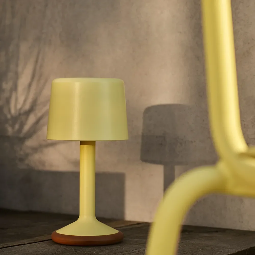 Kannettava aurinkokenno-lamppu Luu Lemon zest