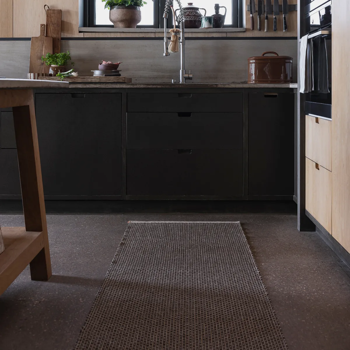 Pestävä Muovimatto NILS Dark Brown 70x300 cm