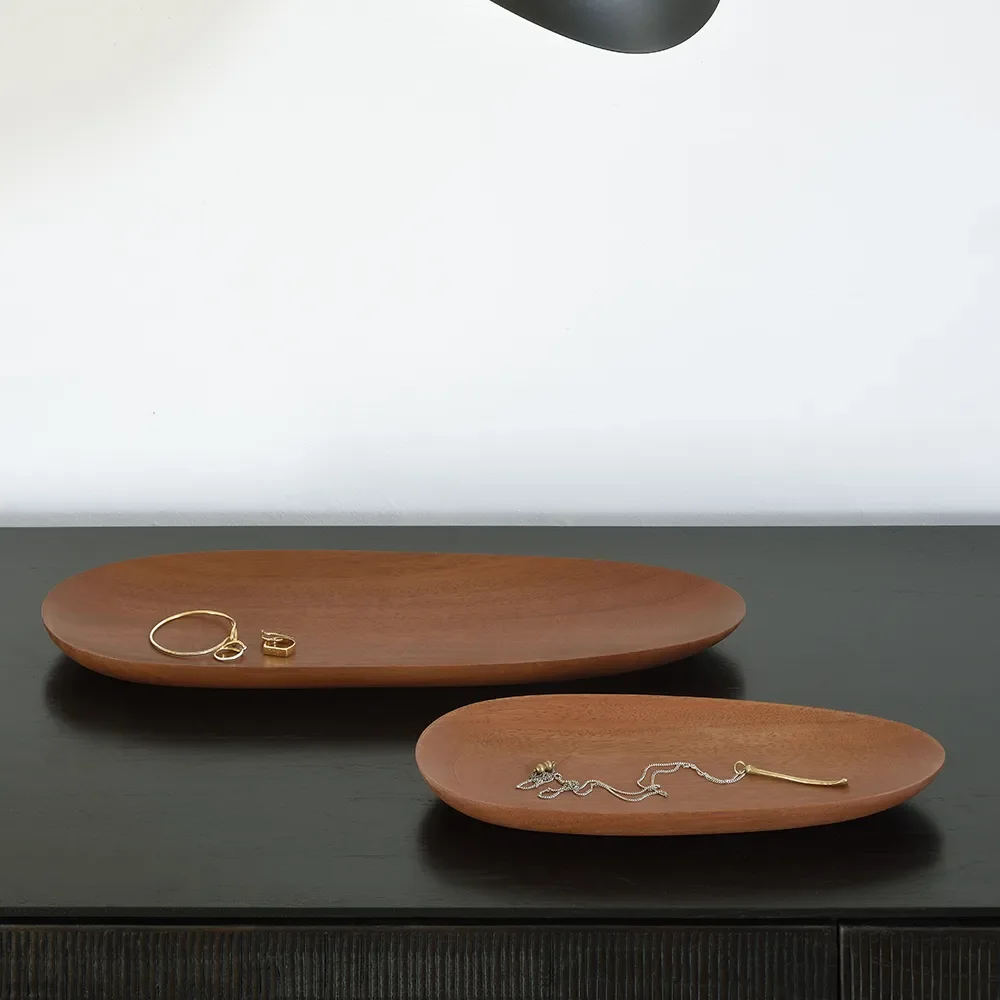 Thin soikeat tarjottimet lakattua mahonkia - 2 kpl sarja