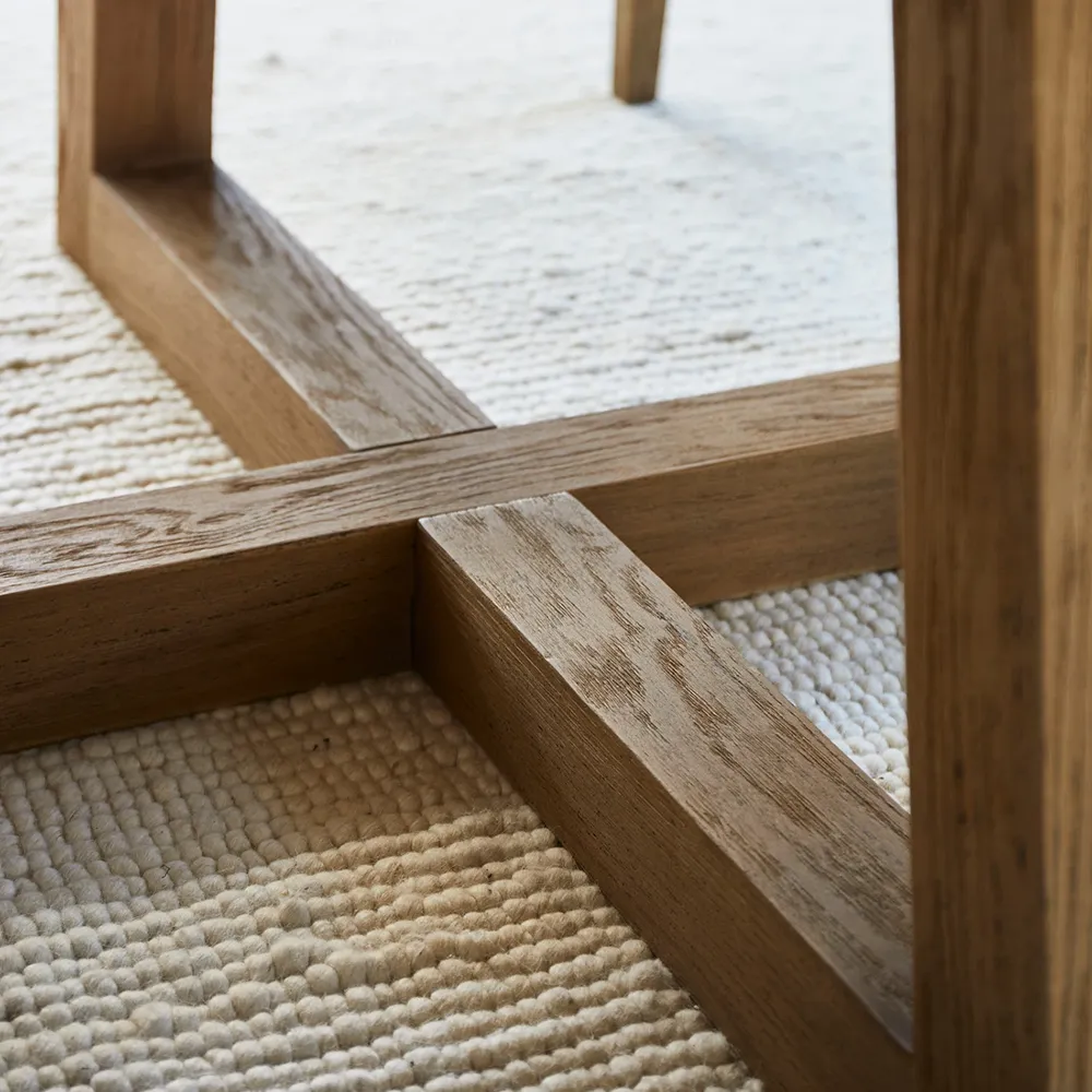 Bali Ruokapöytä 150x150