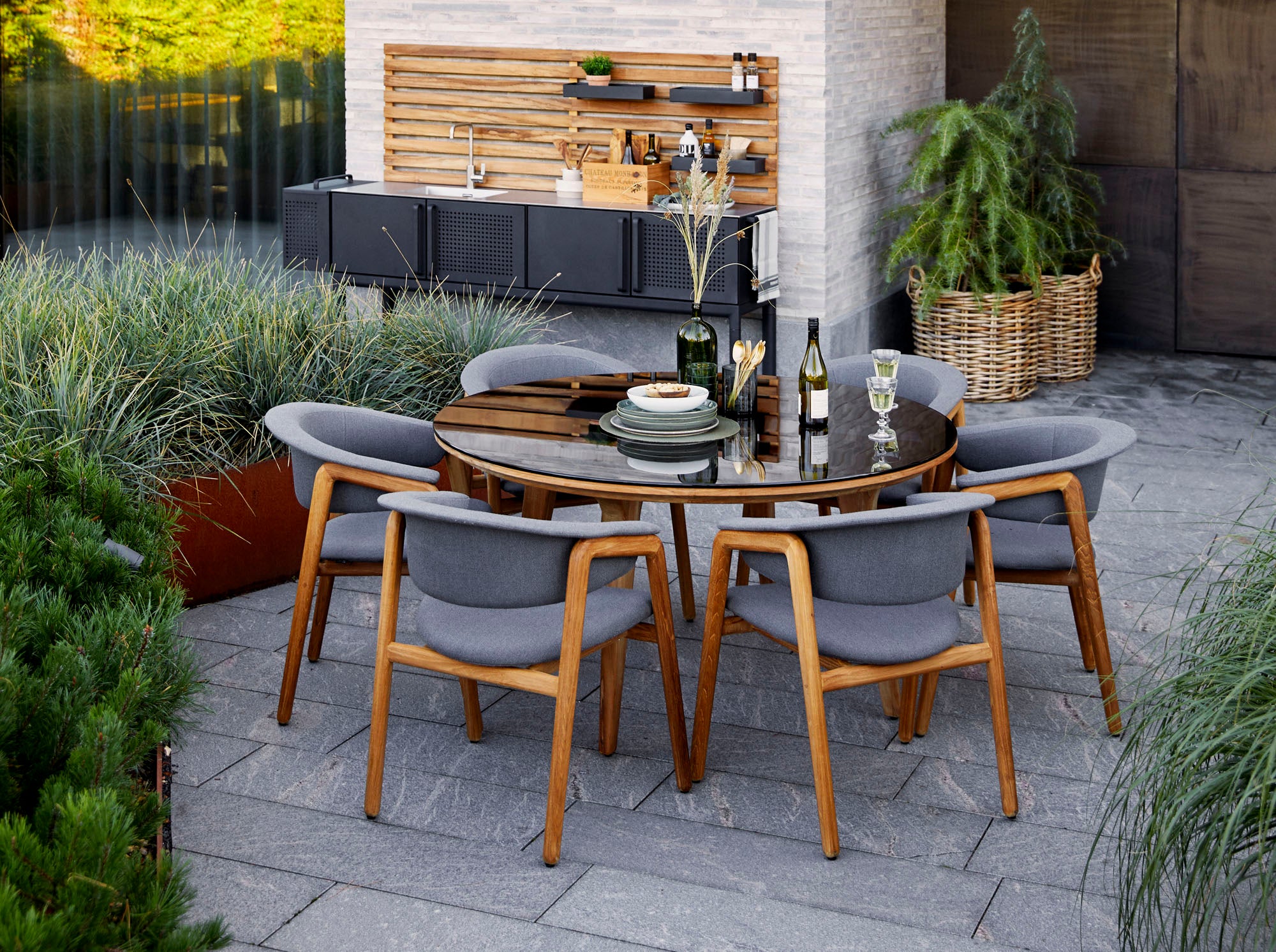 Aspect 144 cm ruokapöytä tiikki 