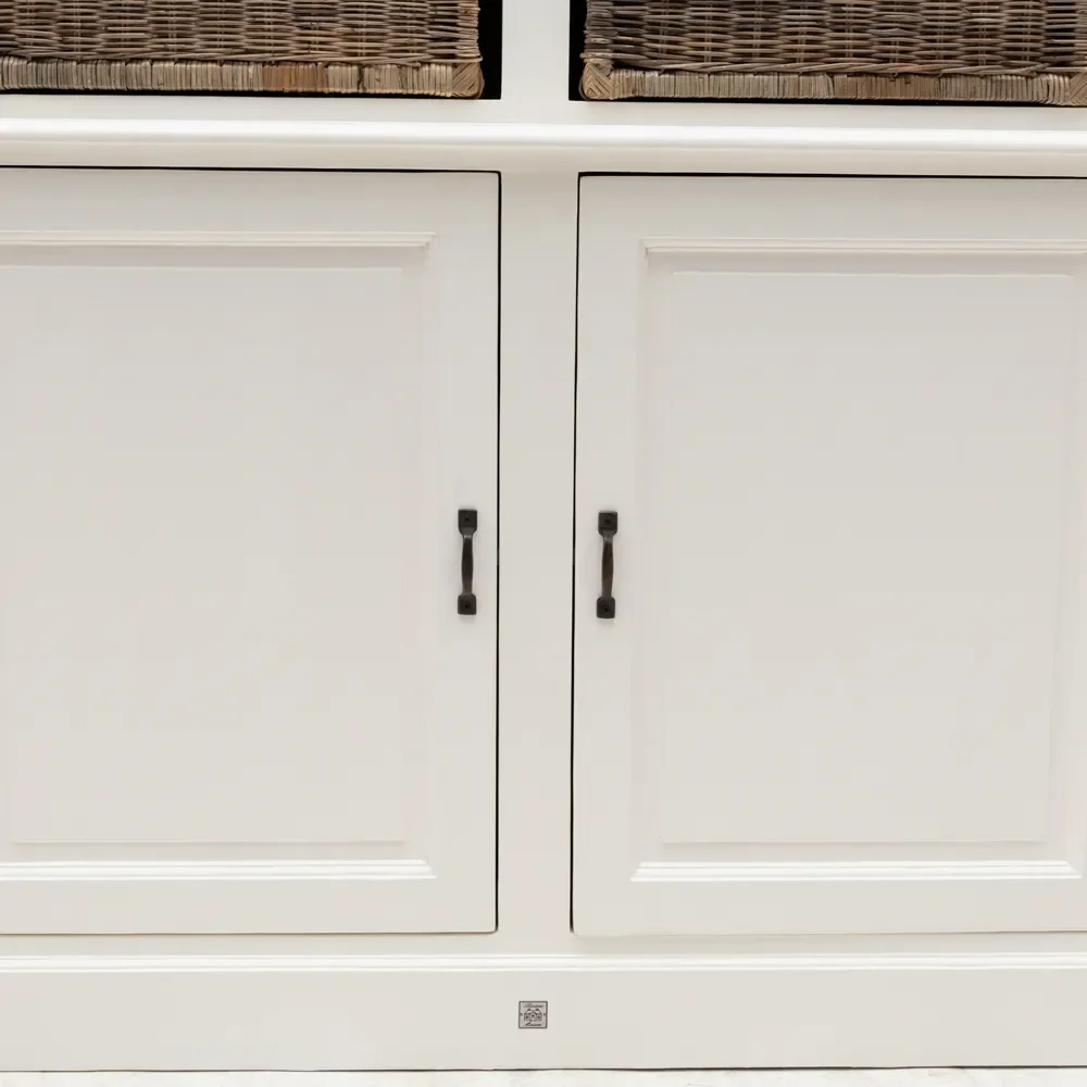  Martha's Vineyardin vitriini