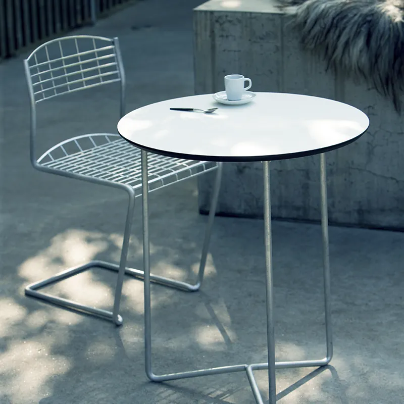 Korkea teknologia -tuoli, kuumagalvanoitu