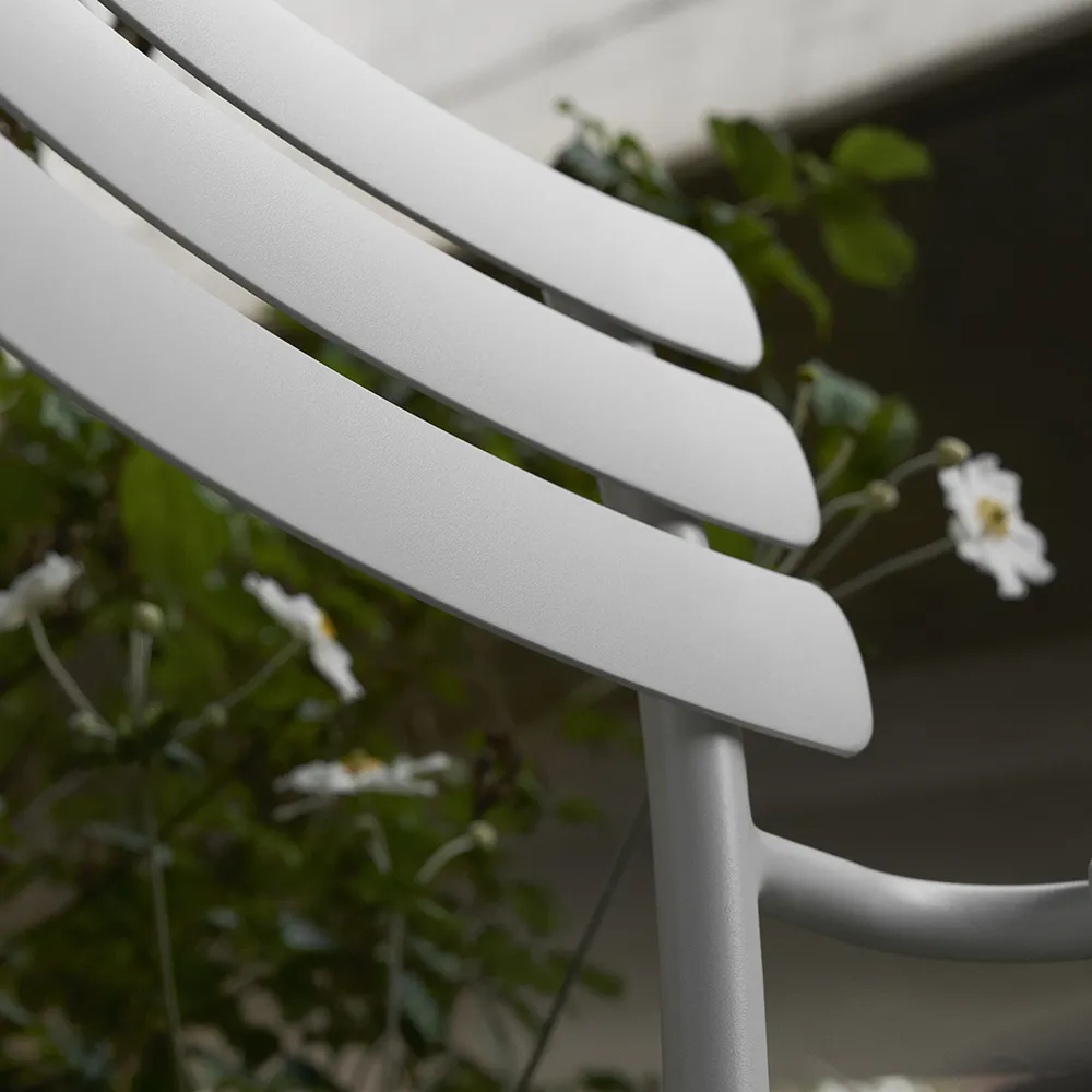  ALUA Nojatuoli musta