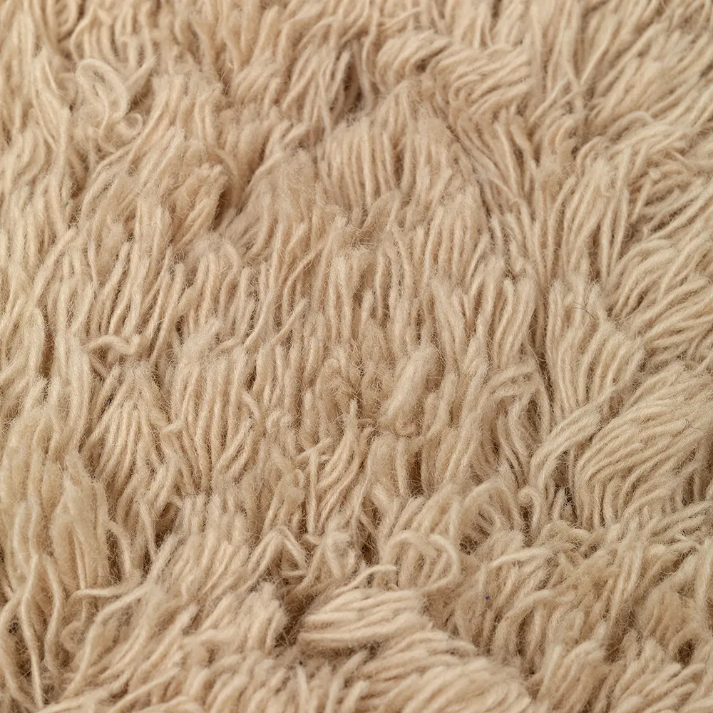 Käsinkudottu Koristetyyny Meadow High Pile Light Sand