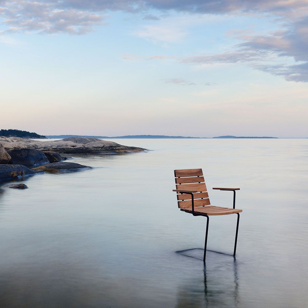Grinda käsinojallinen tuoli musta/tiikki Skargaarden