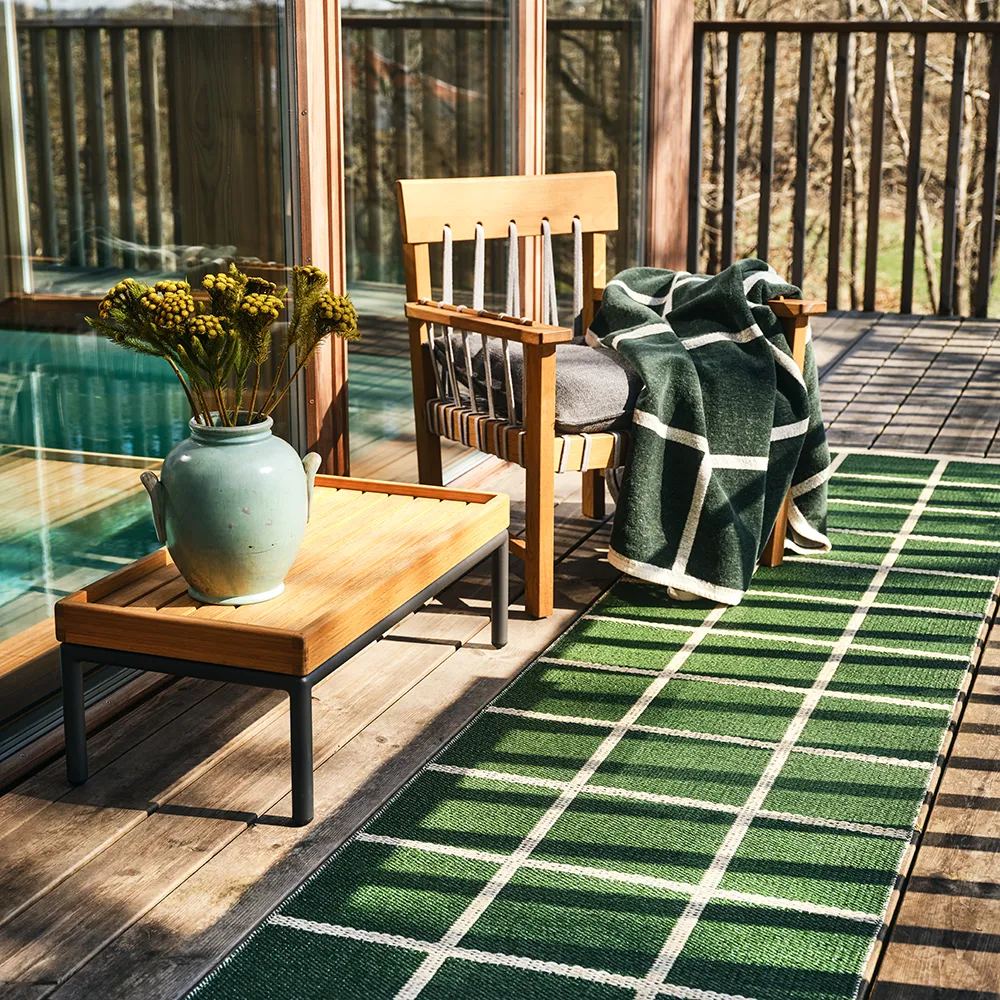 Kudottu viltti lampaanvillasta Criss Leaf