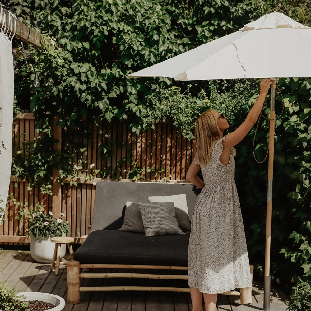 Trieste puinen aurinkovarjo 250 cm luonnonvärinen Brafab 