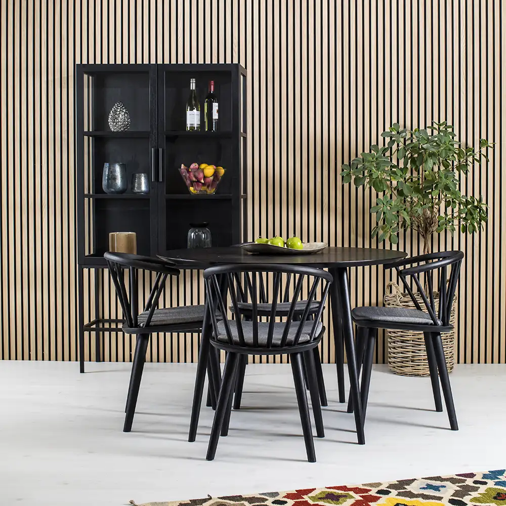 Miles Ruokapöytä 110 cm mustaksi petsattu saarni