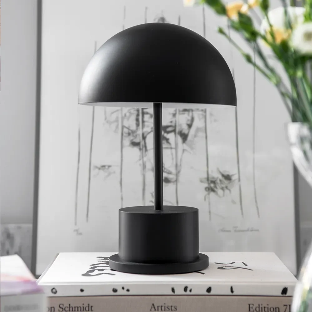 Riviera Portable Lamp Black