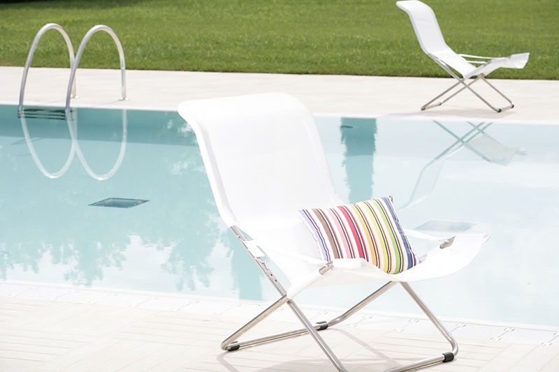  Fiesta lepotuoli musta alumiini