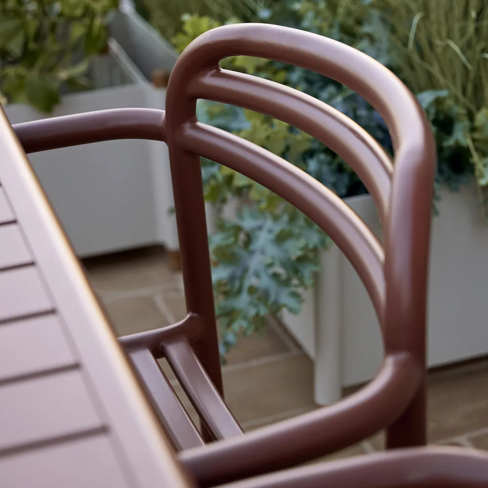 Bliss Tuoli käsinojalla Desert red