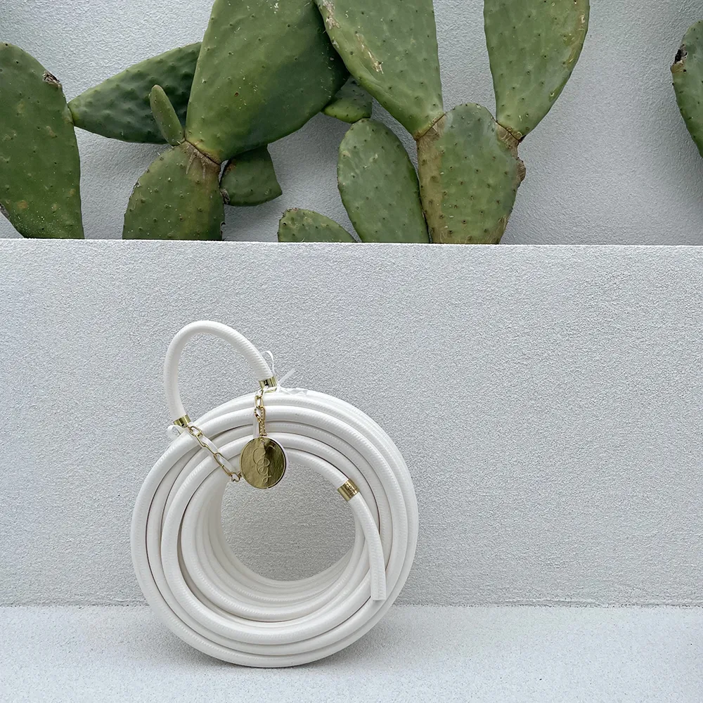 Vesiletku White Snake