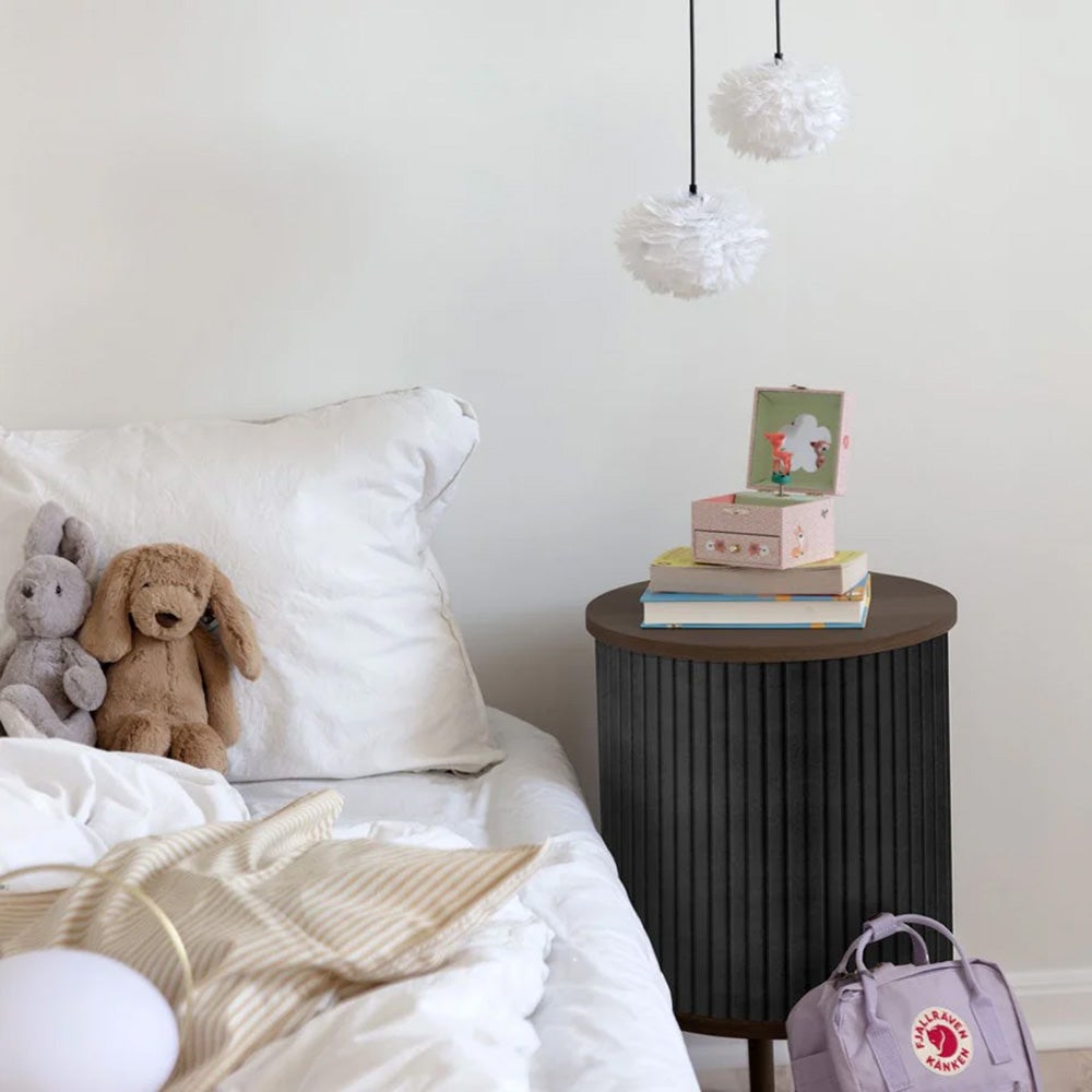 Audacious sivupöytä, tumma tammi/Charcoal