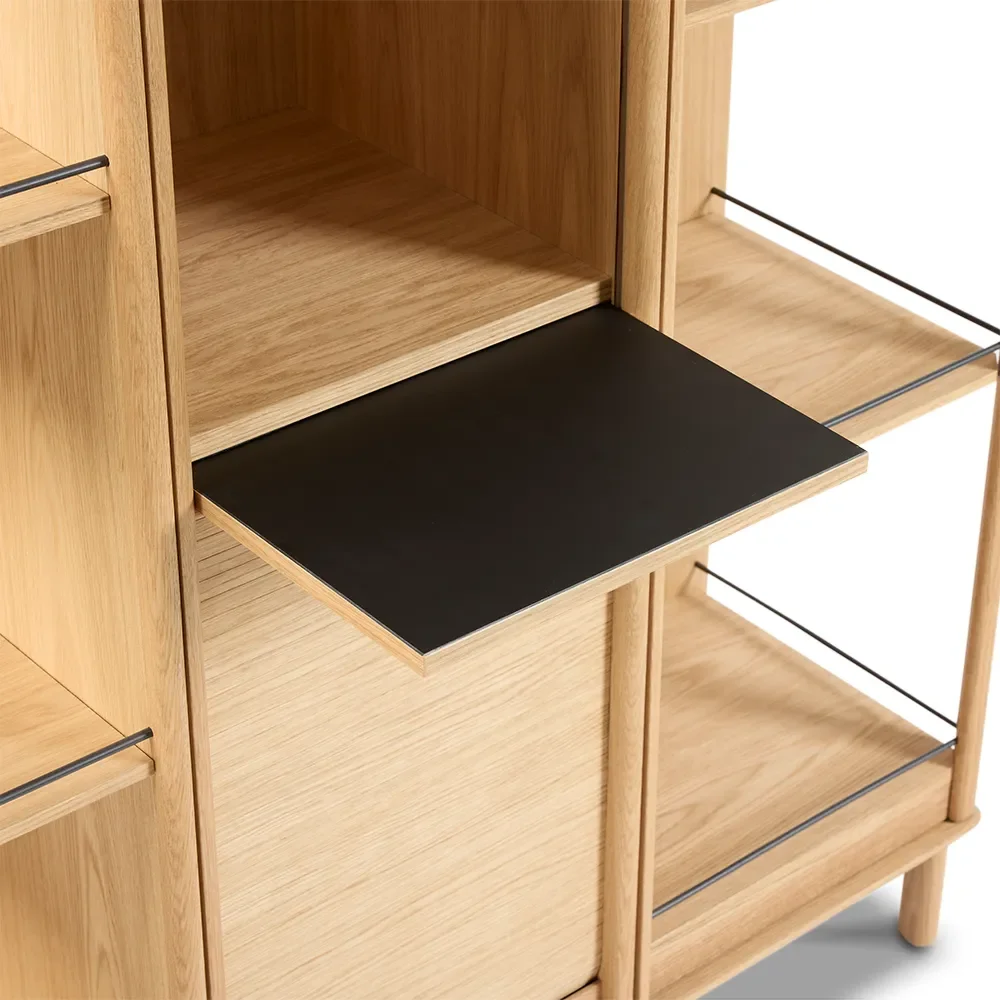 SM546 Korkea kaappi, valkoiseksi öljytty tammi