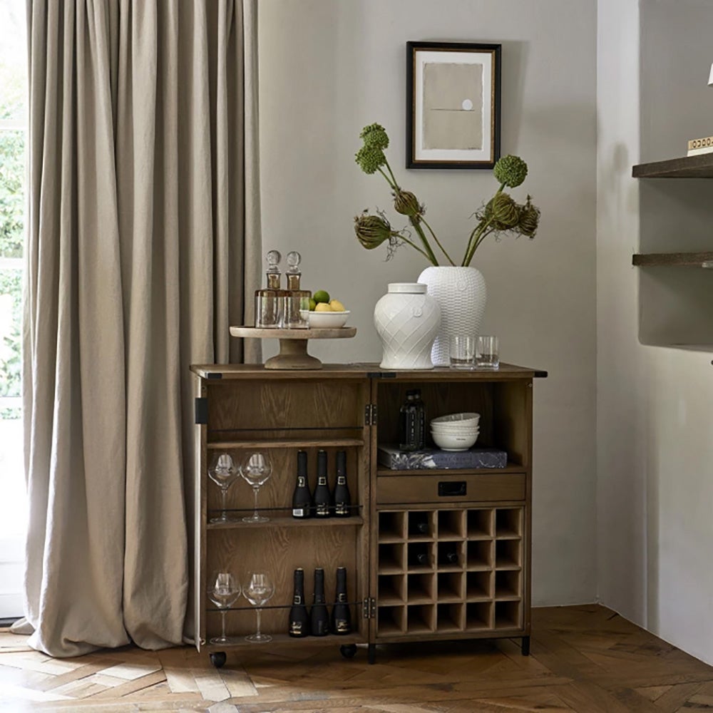  Portella baarikaappi