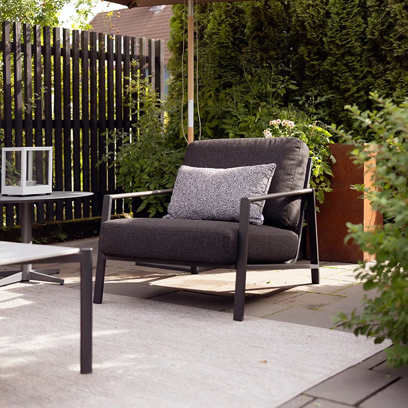 Lyra nojatuoli Musta / Teddy black