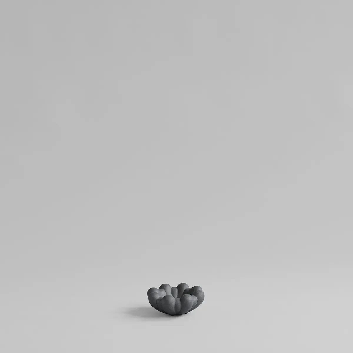 Käsintehty koristekulho Bloom Dark Grey Ø 15,5 cm