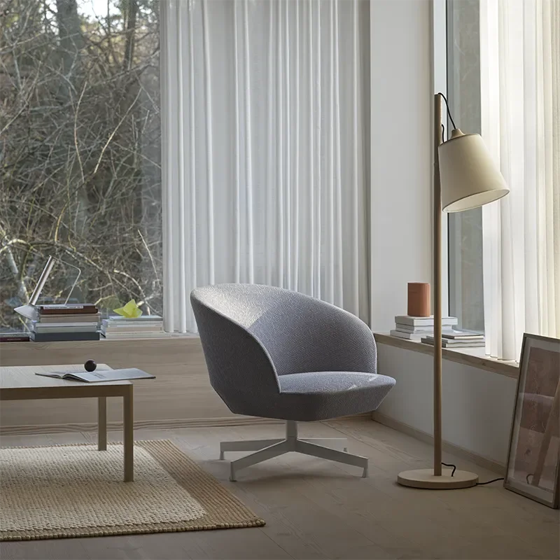 Pull lattiavalaisin - Tammi/Valkoinen