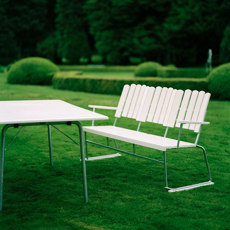 Sohva 6 valkolakattu tammi / kuumasinkitty runko Grythyttan Stålmöbler