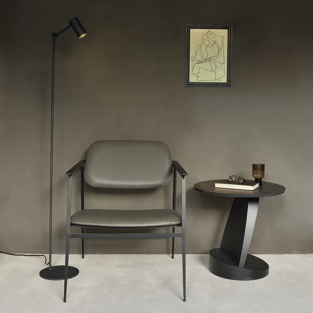 Oblic Sivupöytä Musta lakattu teakki