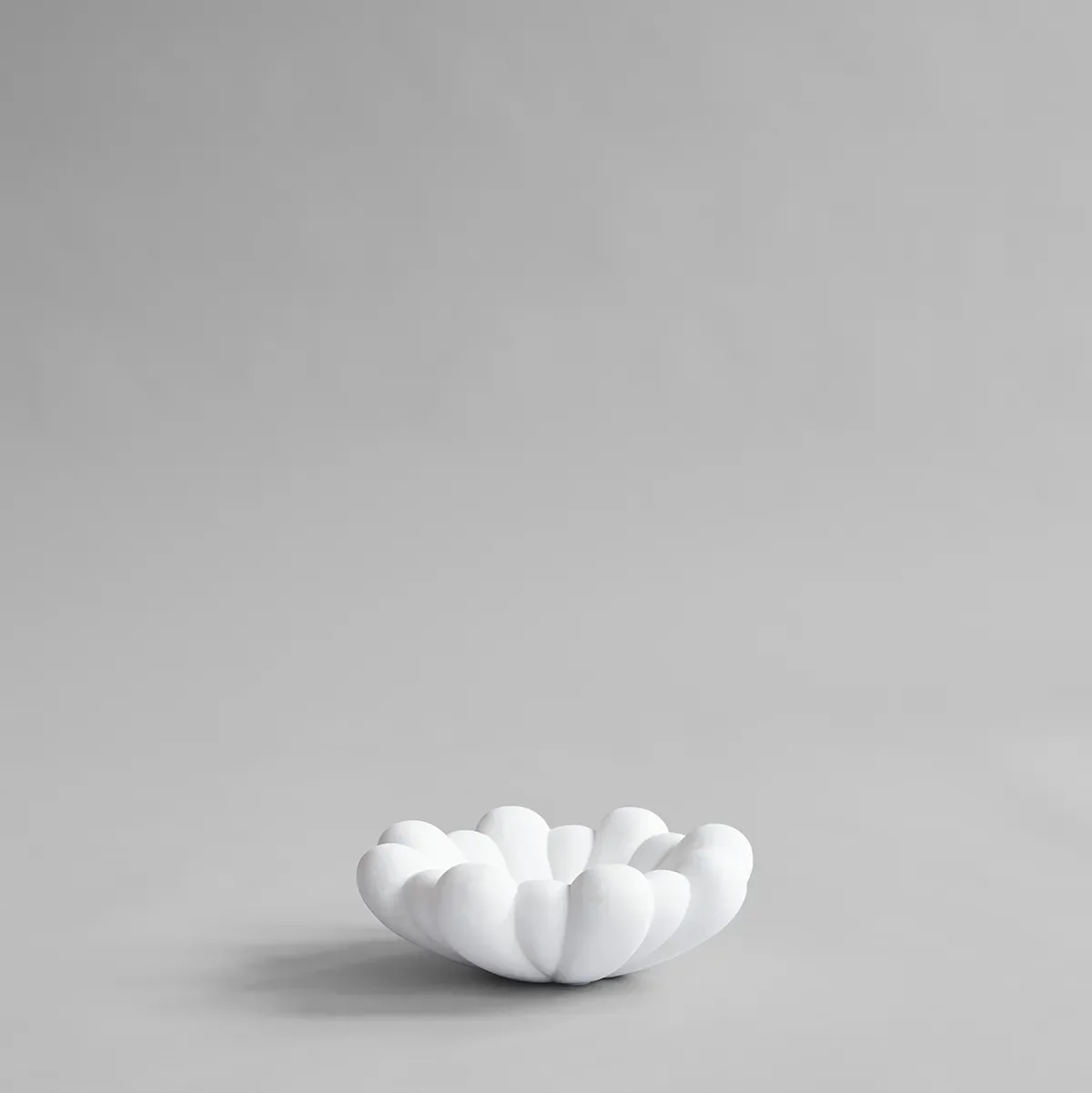 Käsintehty koristekulho Bloom Bone White Ø 28,5 cm