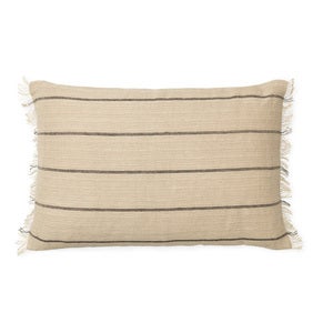 Calm Tyynyliina 60x40- Camel/Black
