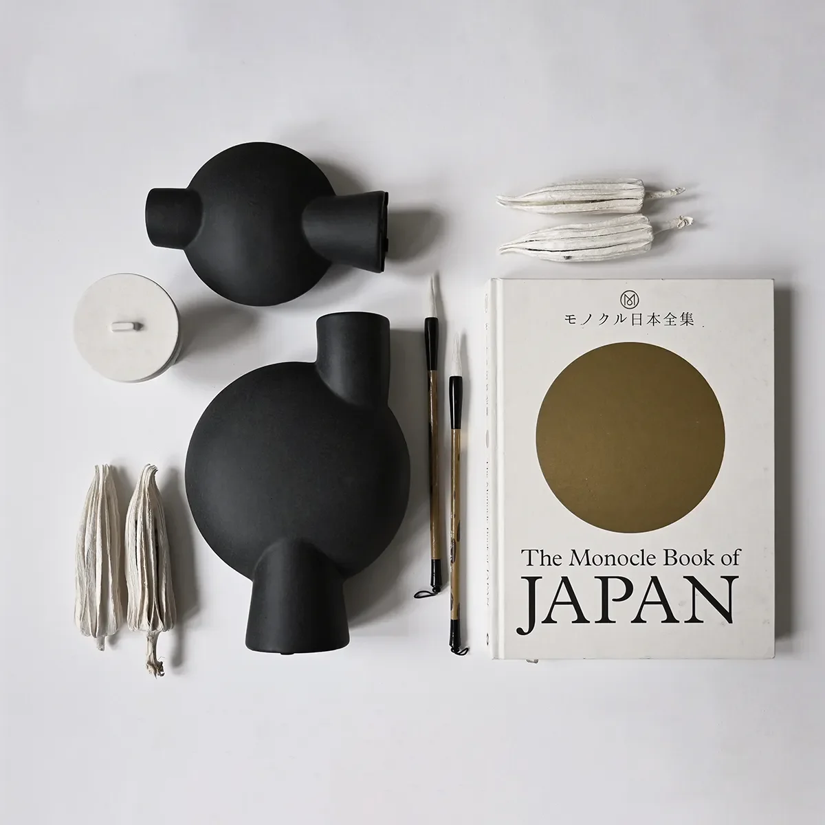 Käsinmaalattu maljakko Sphere Bubl Mini Black H19 cm