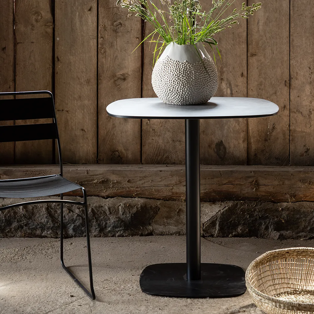 Milano Kahvila pöytä Ø70 cm musta 