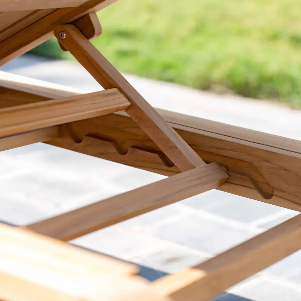 Bålamöllan aurinkosänky sis. tyyny valkoinen