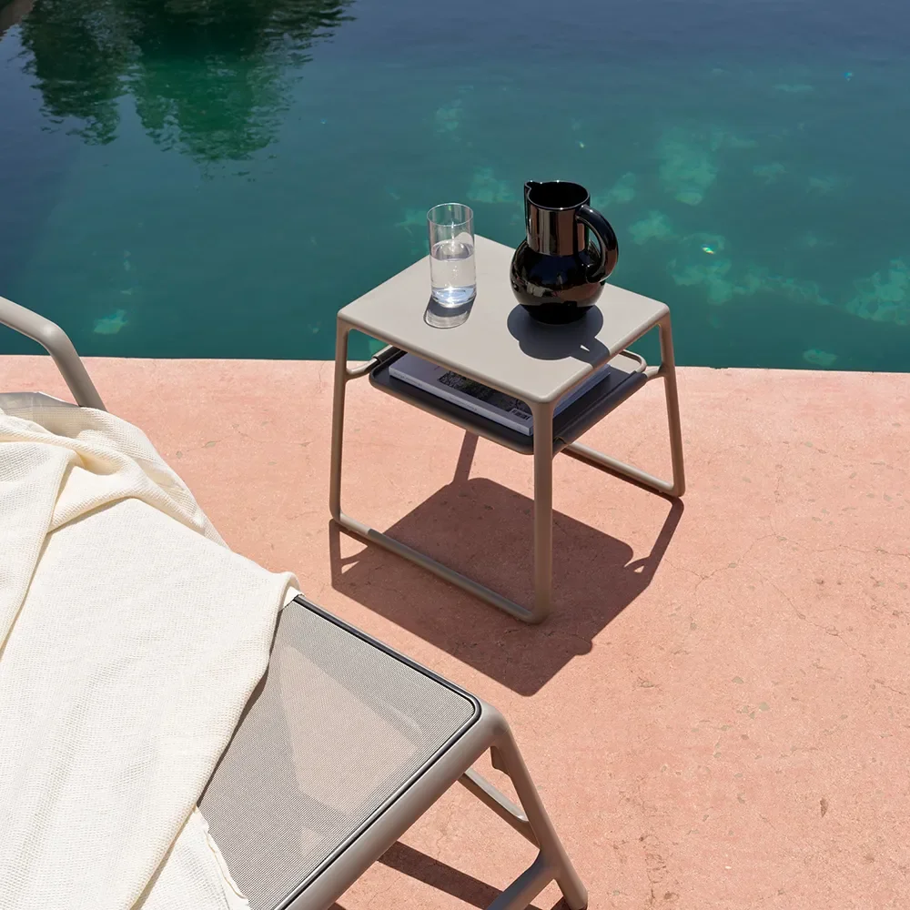 Pop sivupöytä Tortora