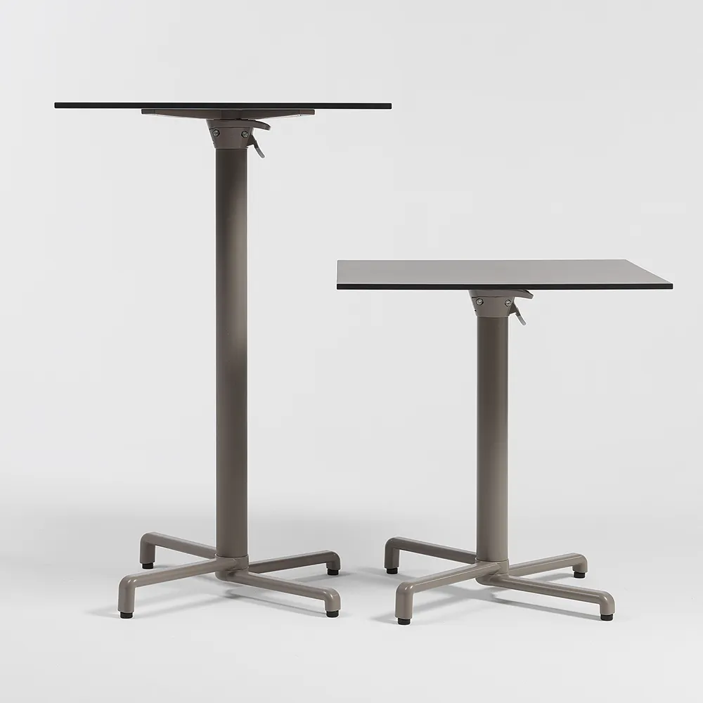 Scudo kolmijalkainen baaripöytä Tortora