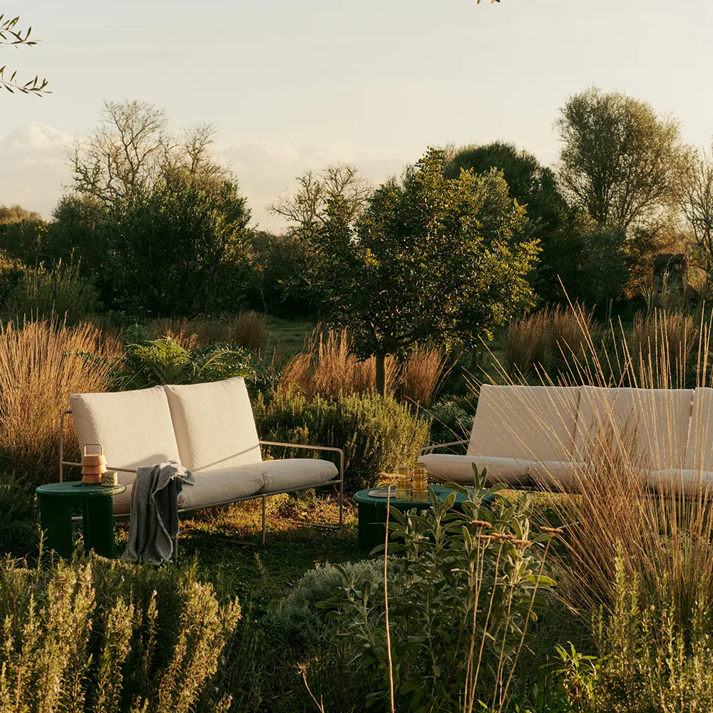 Desert 2-istuttava sohva Cashmere/Off-white