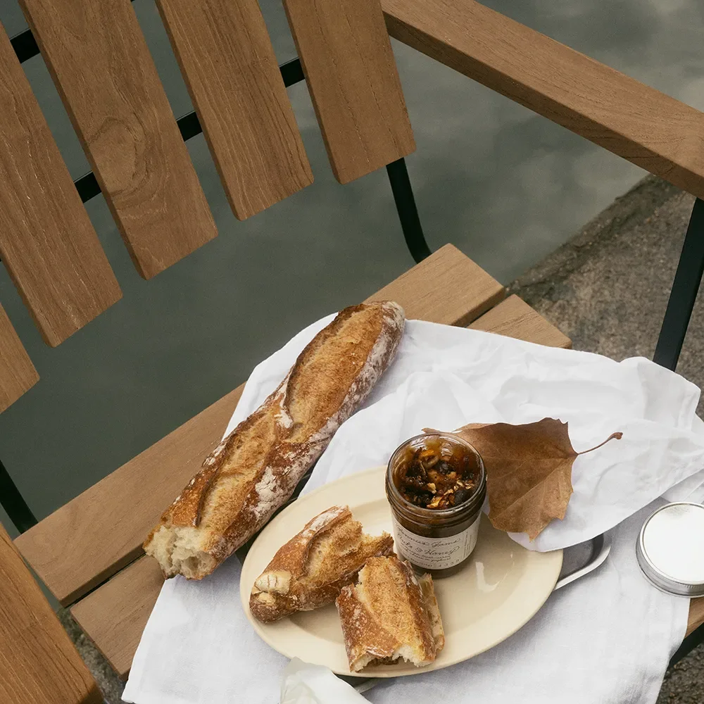 A2 nojatuoli Käsittelemätön teak/musta runko