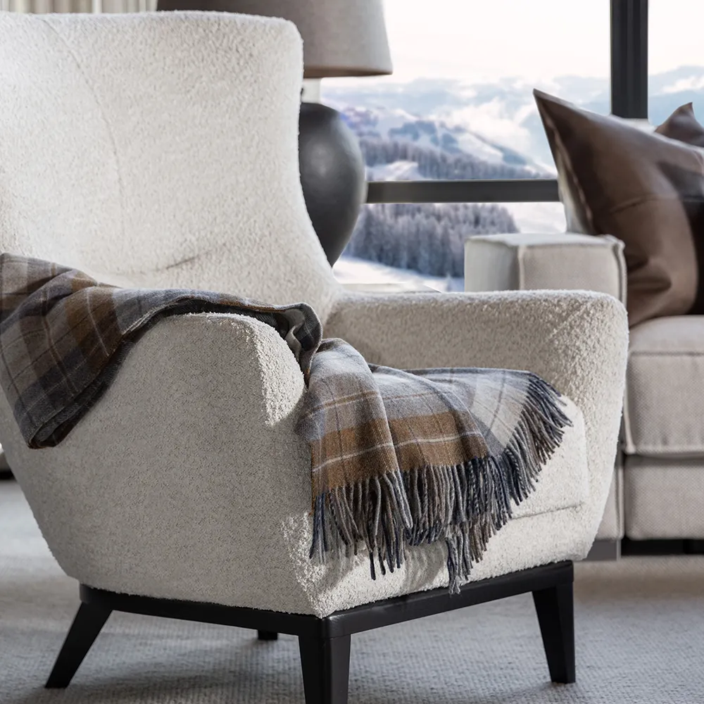 Russel nojatuoli Story cream