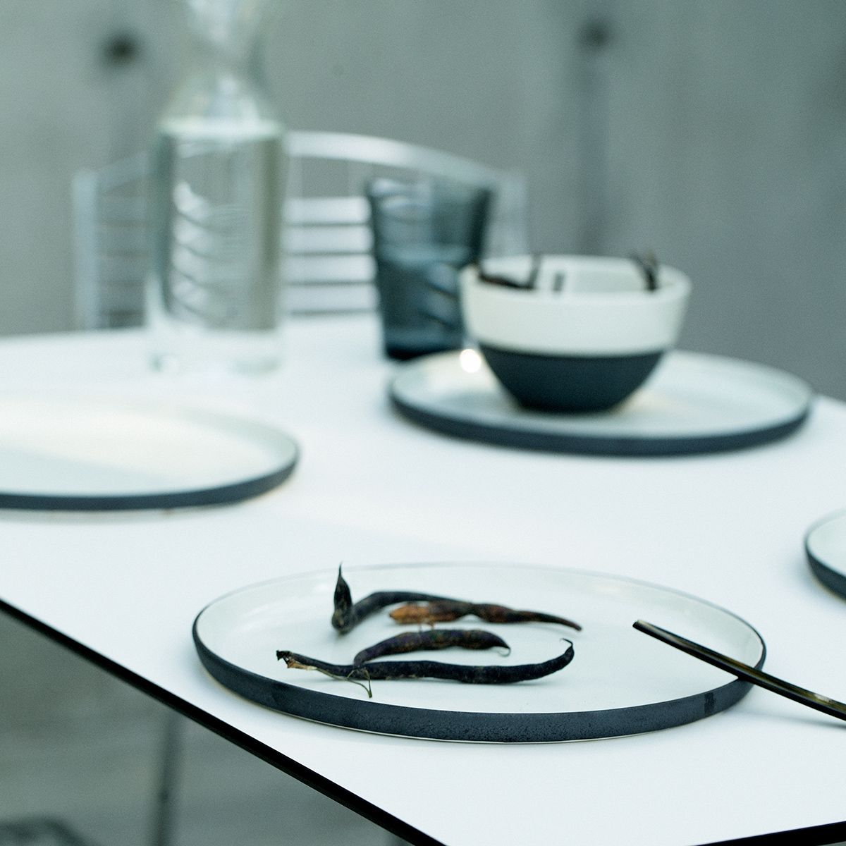 Grythyttan Stålmöbler High Tech ruokailuryhmä musta